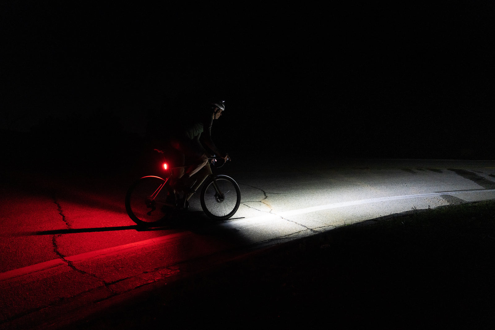 How To Choose The Best Lights For Cycling – Moonlight